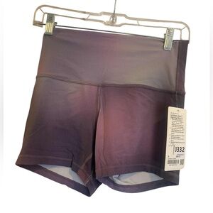 40. NWT Lululemon align high rise short AURORA HAZE PURPLE MULTI Size: 8